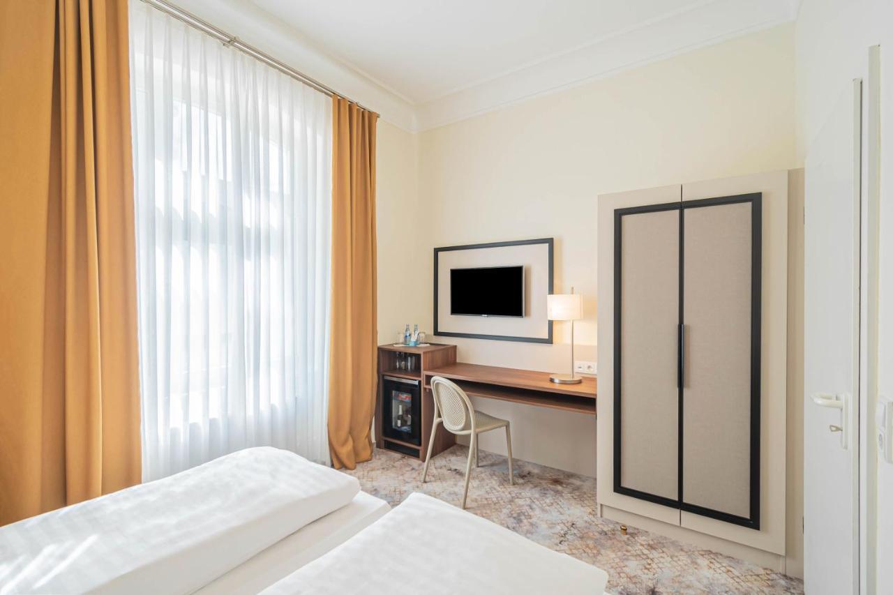 Hotel Villa am Kurpark Bad Homburg vor der Höhe Exteriör bild