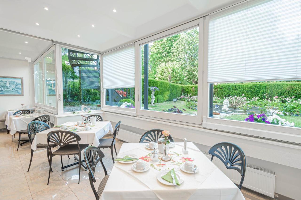 Hotel Villa am Kurpark Bad Homburg vor der Höhe Exteriör bild