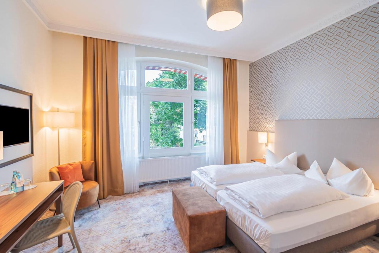 Hotel Villa am Kurpark Bad Homburg vor der Höhe Exteriör bild