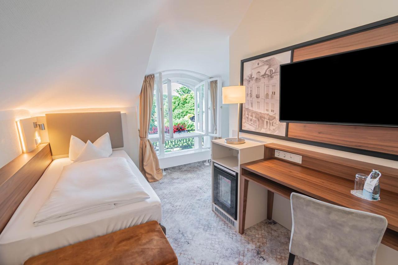 Hotel Villa am Kurpark Bad Homburg vor der Höhe Exteriör bild